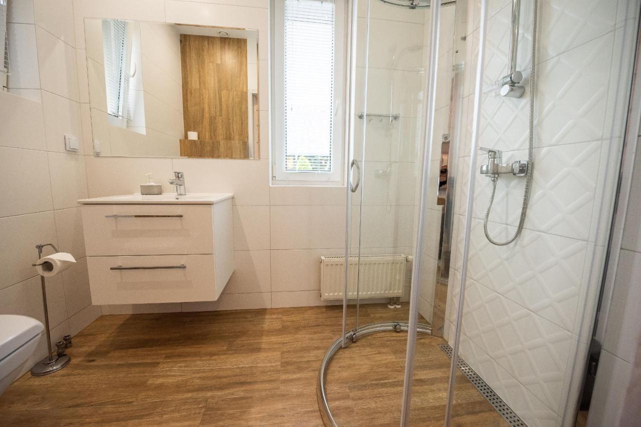 Skalny Apartamenty, Pokoje Ogrodzieniec Exteriör bild