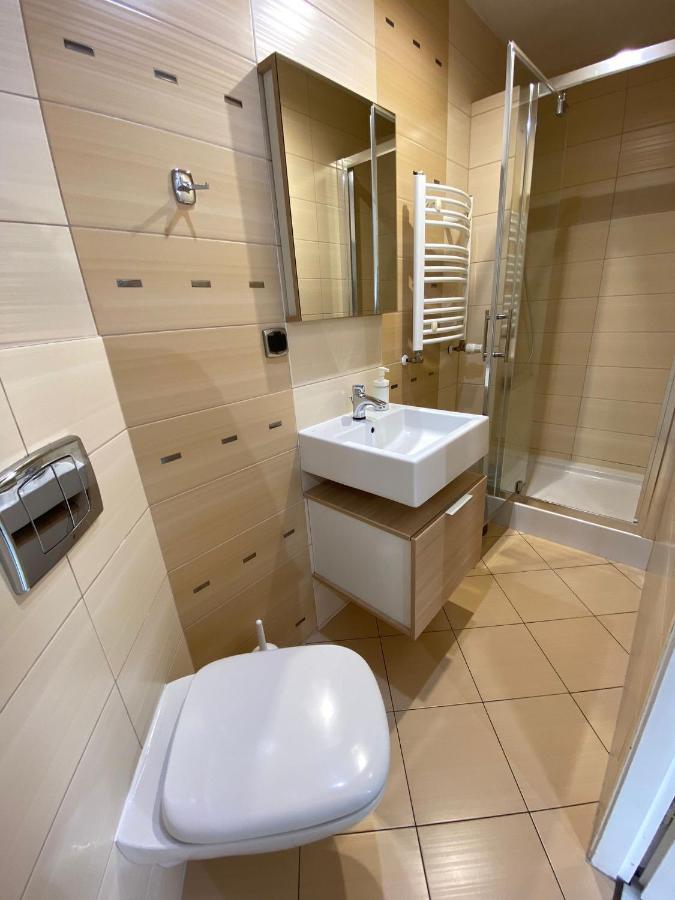 Skalny Apartamenty, Pokoje Ogrodzieniec Exteriör bild