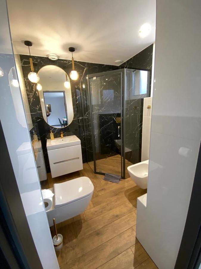 Skalny Apartamenty, Pokoje Ogrodzieniec Exteriör bild